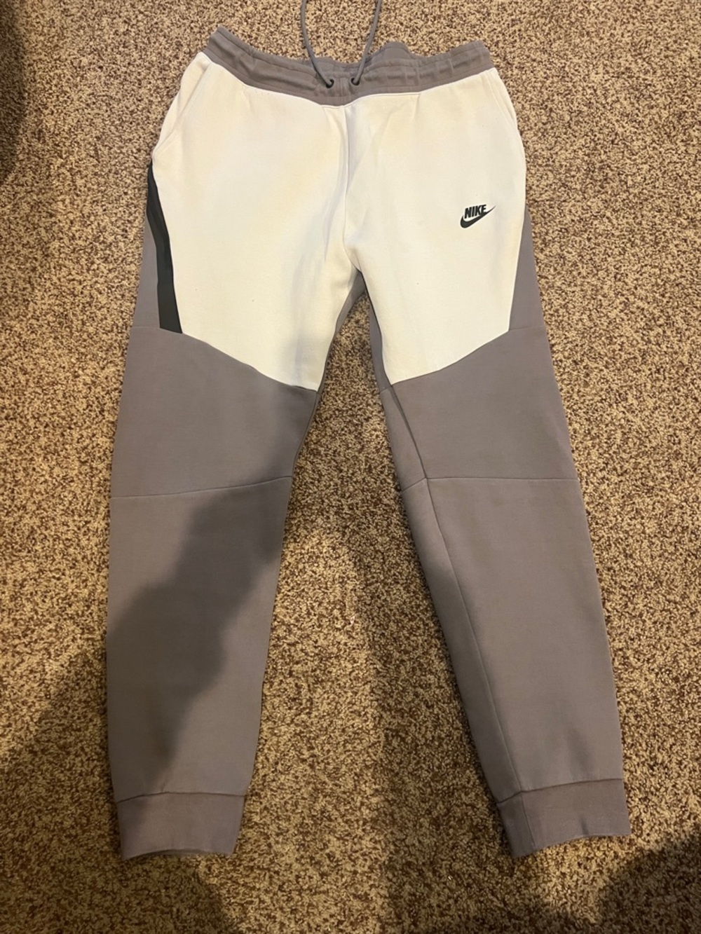 Nike tech pants size large